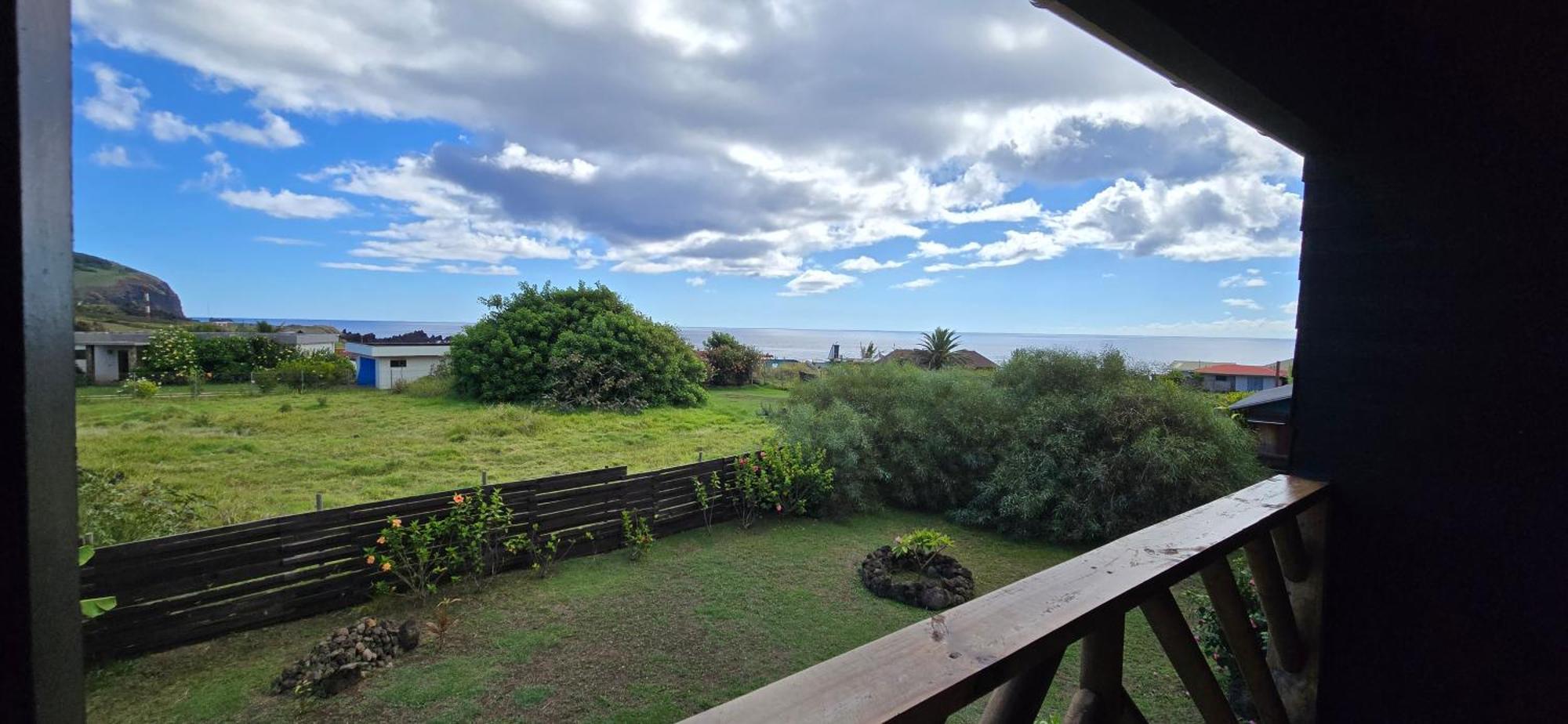 Apartamentos Tupuna Lodge Hanga Roa Exterior photo